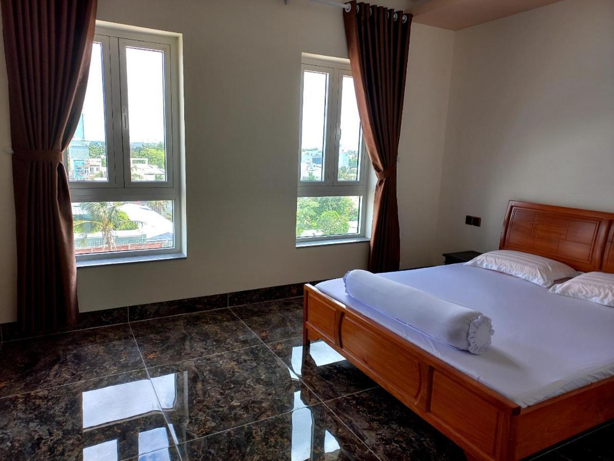 Hotel Khach San Hoang Gia Bac Lieu Zewnętrze zdjęcie